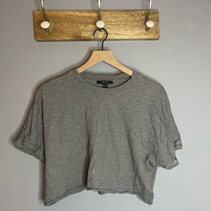 Forever21 size -M grey crop (IT# 0034)